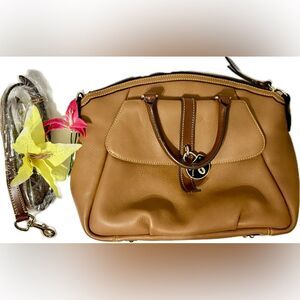 Dooney & Bourke Samba Satchel!